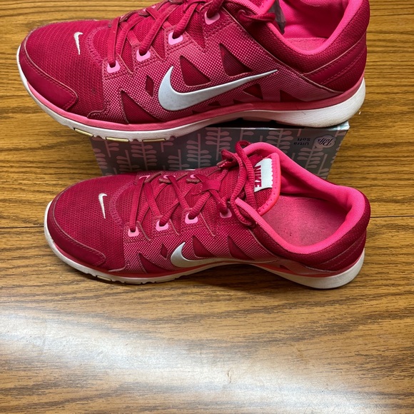 Nike womens trainer sneakers size 10 - Picture 3 of 8